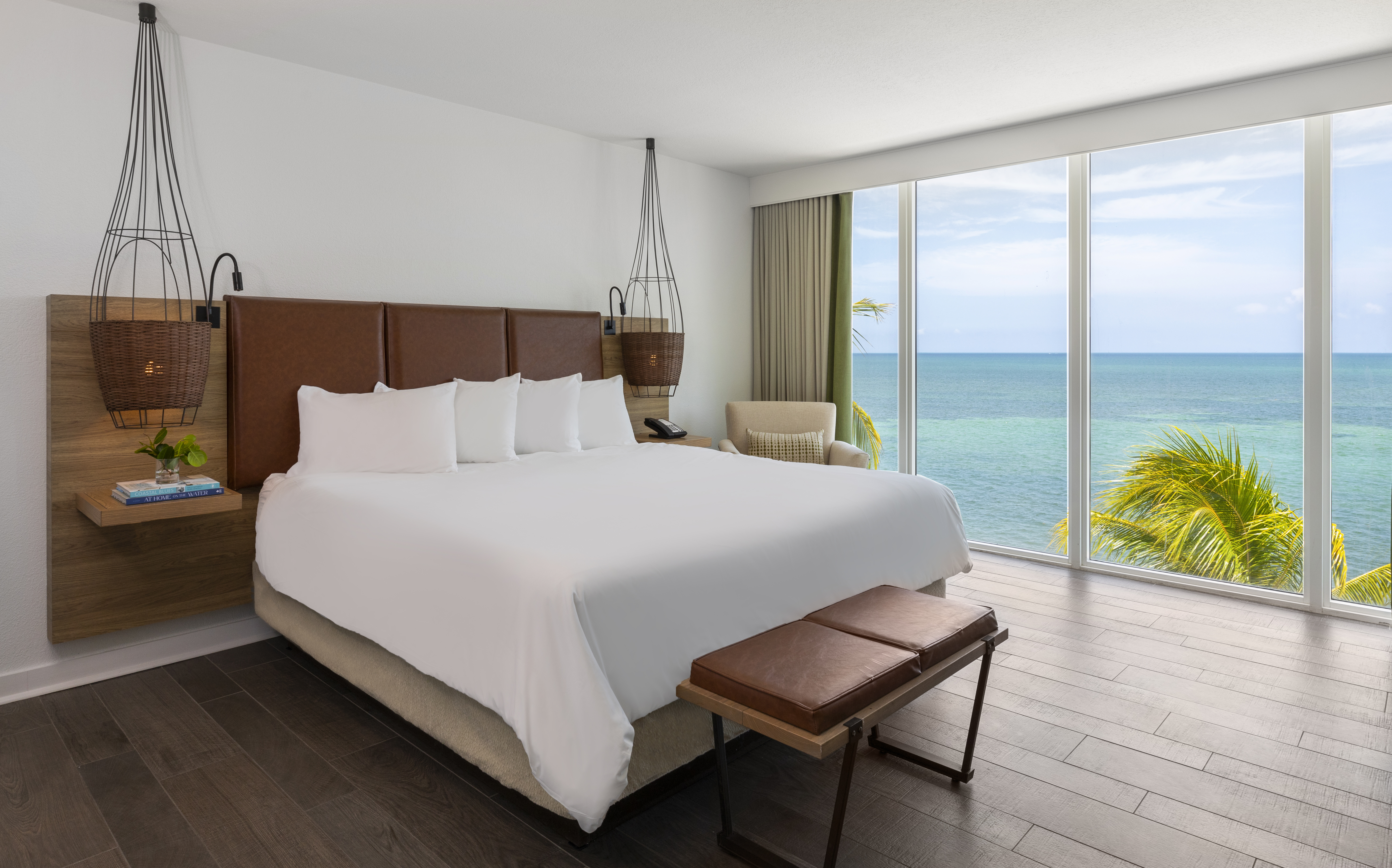 Suite, King Bed, Ocean Front