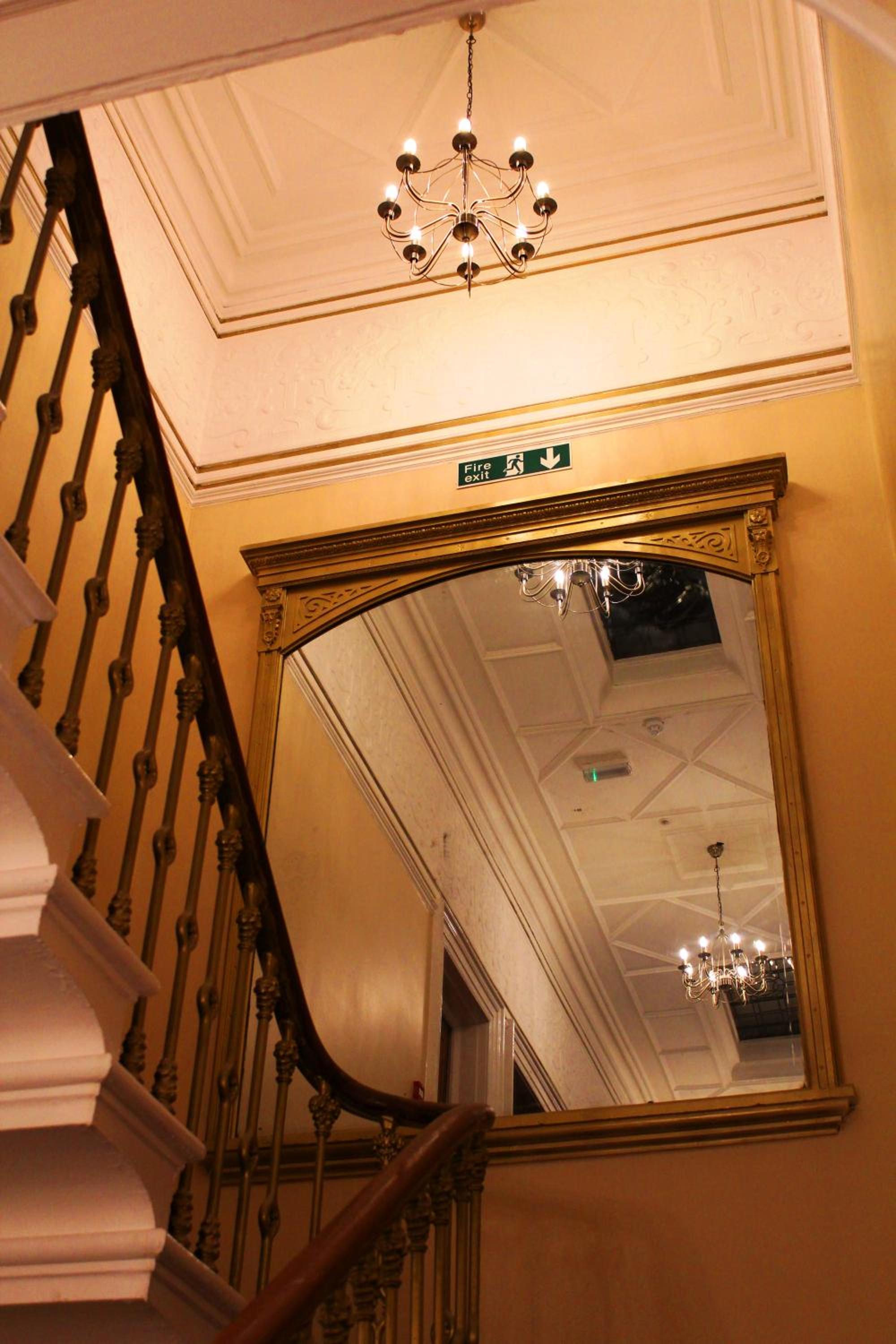 Edgerton Hotel 13/48