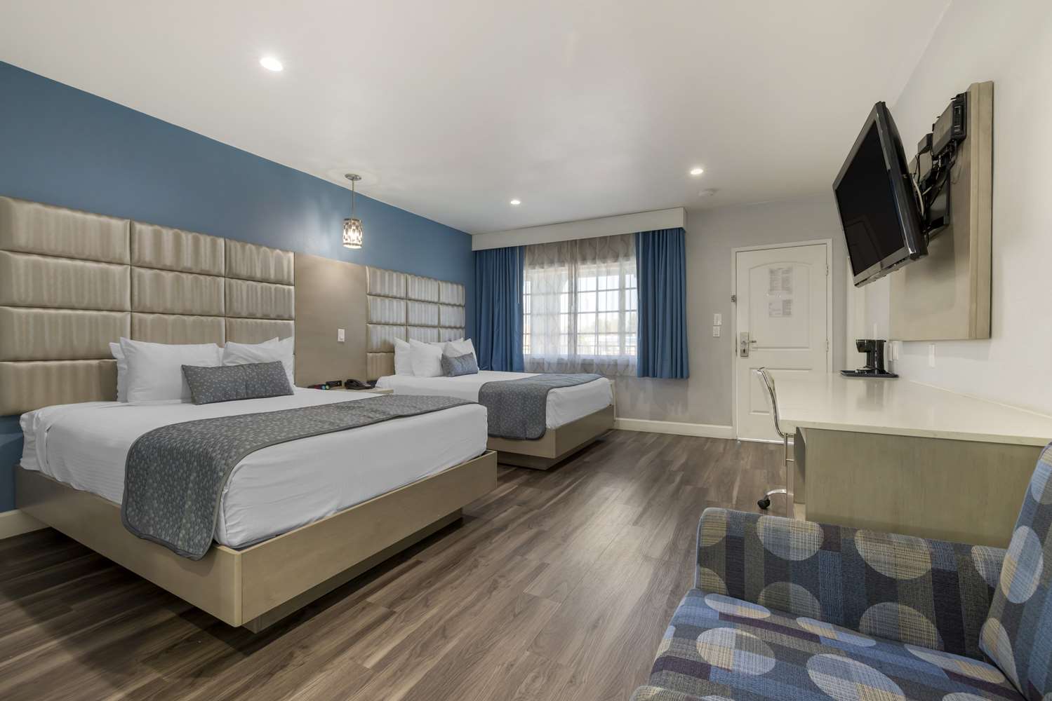 غرفة بسريرين كوين، Best Western Orange Plaza 2/4