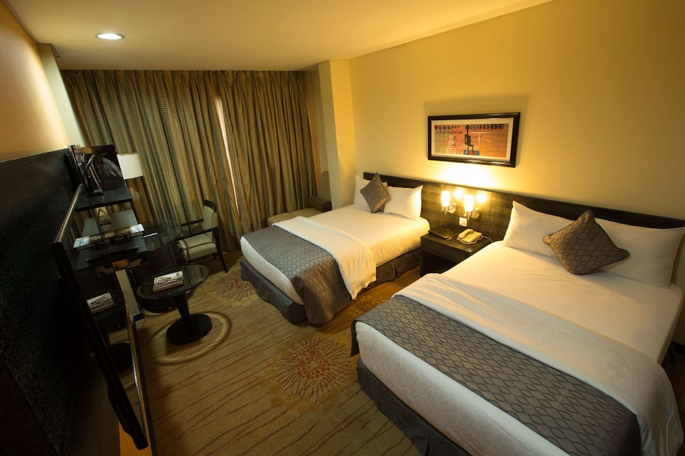 Standard, Twin Beds