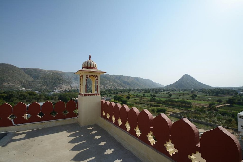Moti Mahal - A Heritage Haveli 32/42