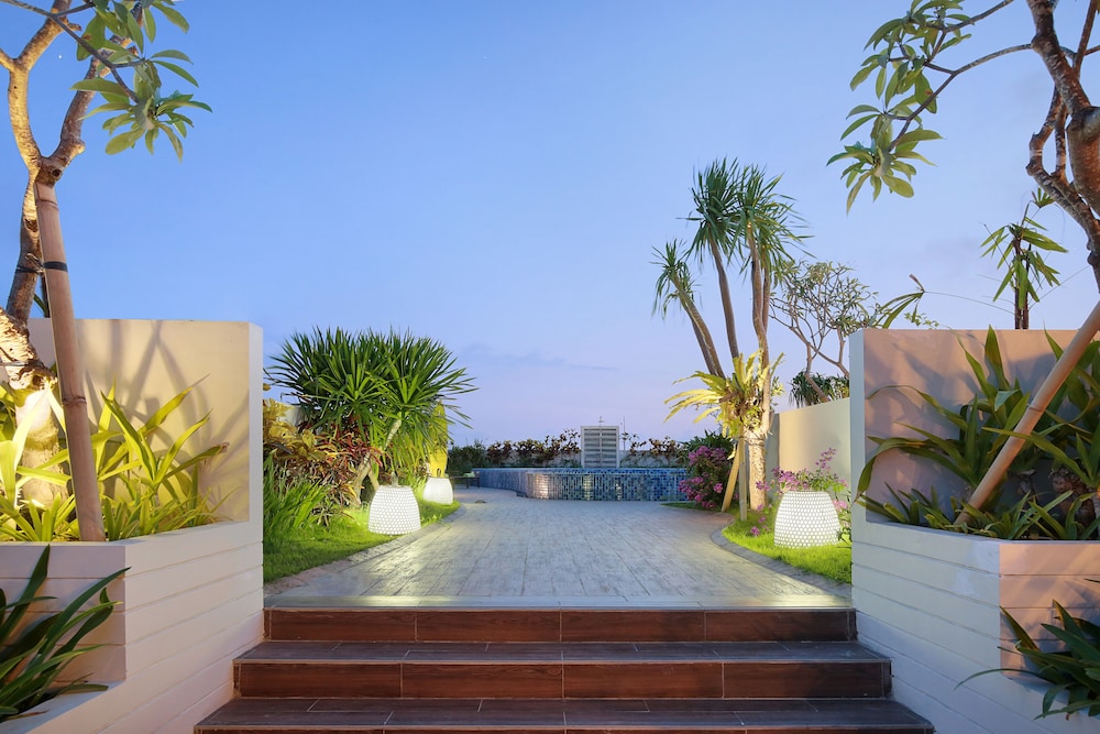 Nikhila Seminyak Bali (ex BaliEZ Hotel) 36/41