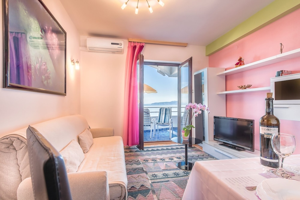 Villa Roses Apartments & Wellness 27/50