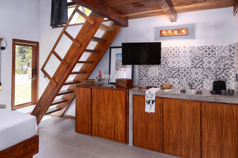 Distrito 88 Adults only 46/50