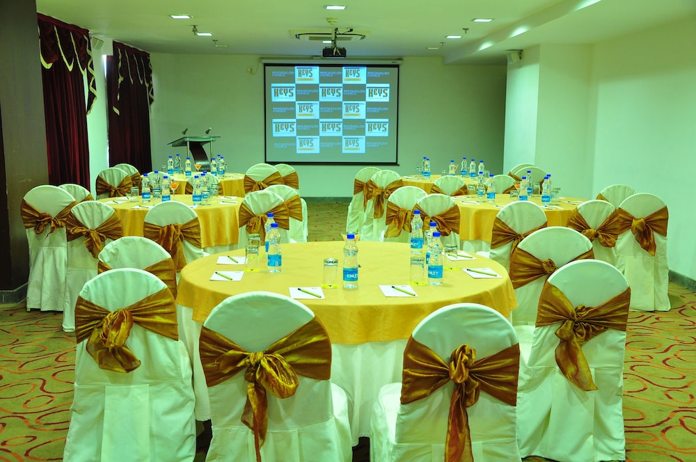 Keys Select By Lemon Tree Hotels, Ludhiana 39/46