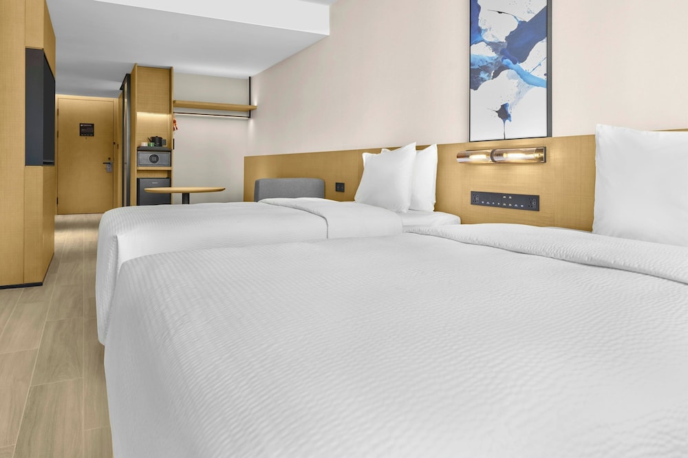 Fairfield by Marriott ShanghaiXuhui Center 14/50