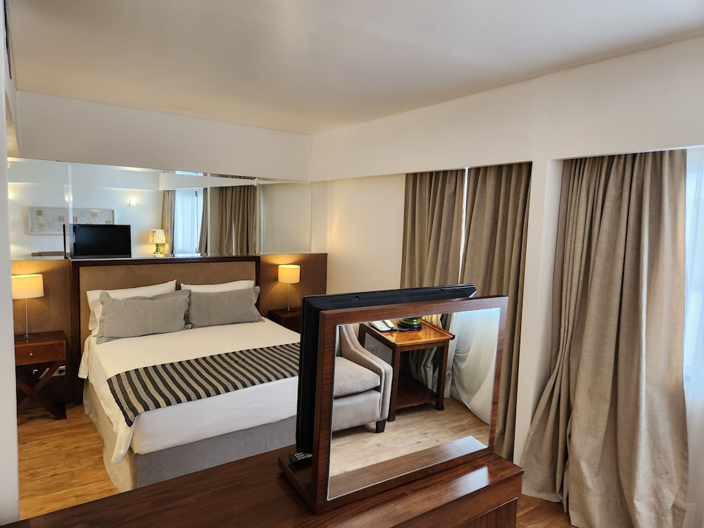 Grand King Hotel 18/55