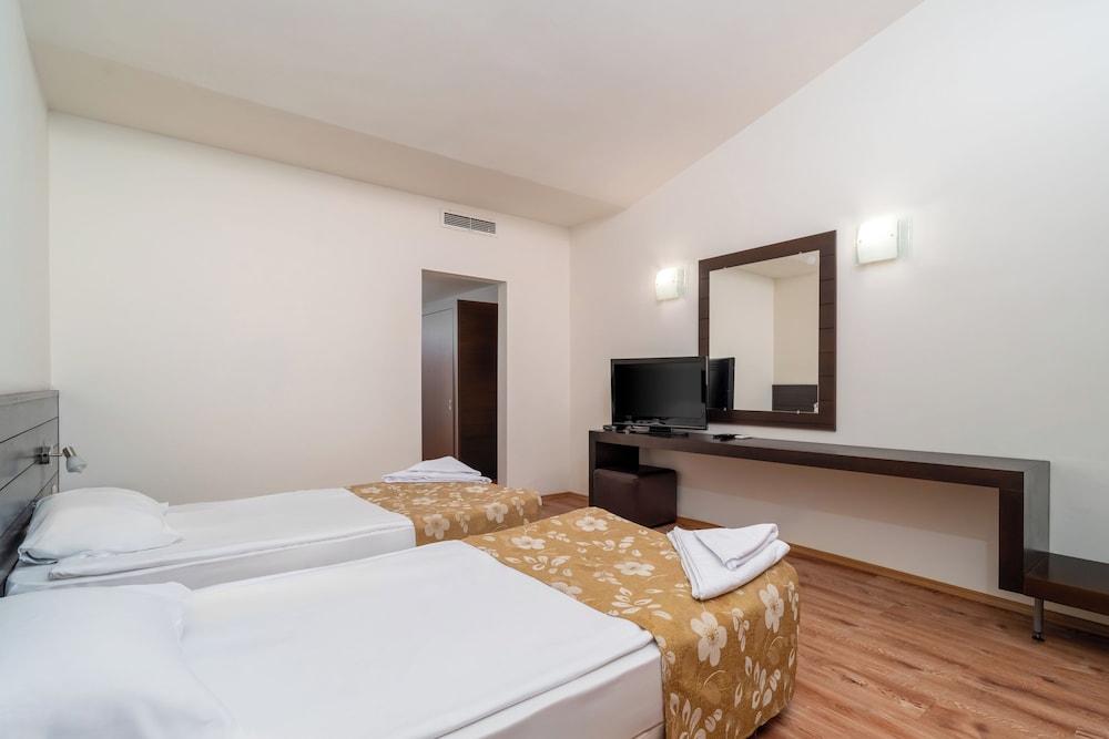 Asteria Family Sunny Beach 10/50