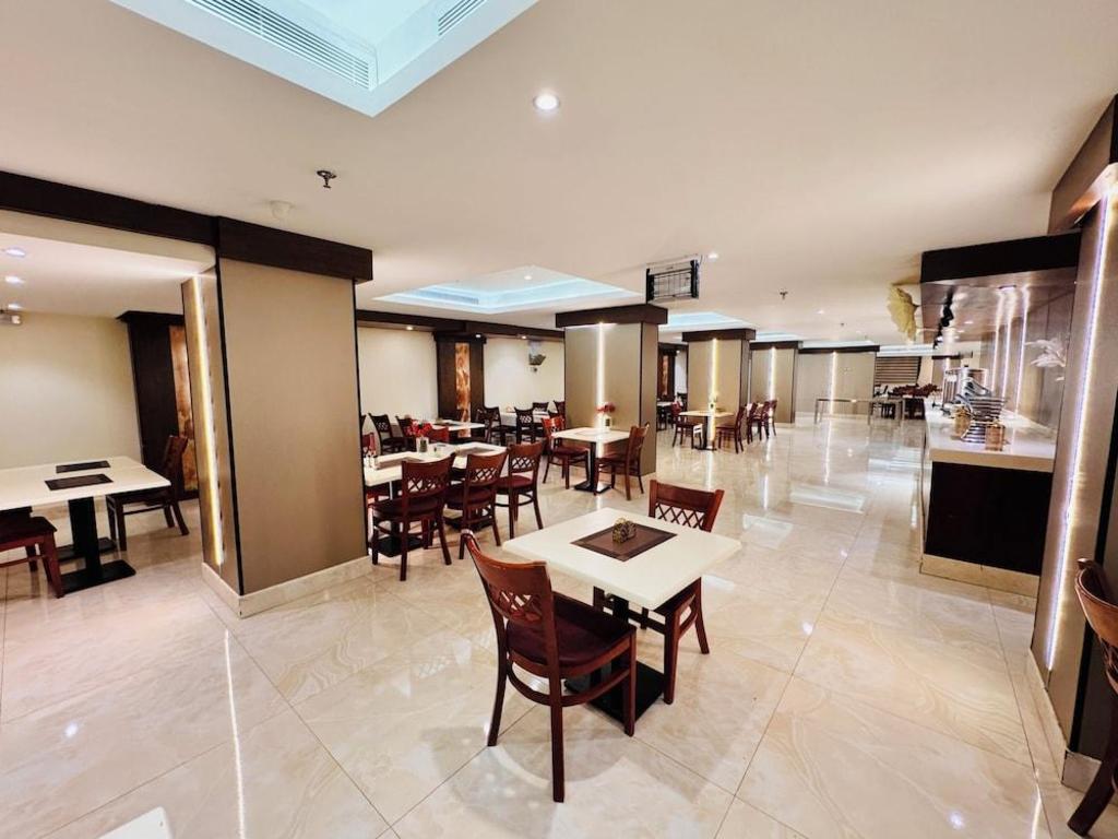 Manazel Al Ain Ajyad Hotel 46/56