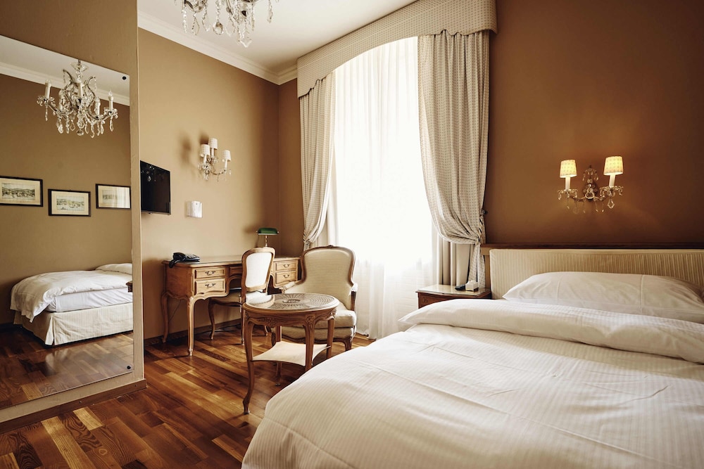 Hotel Europe 16/44