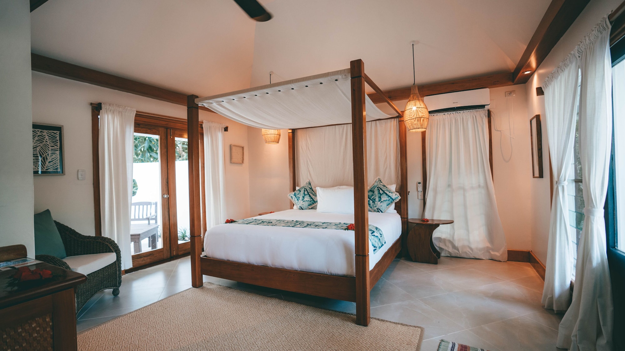 Garden, Bure, King Bed