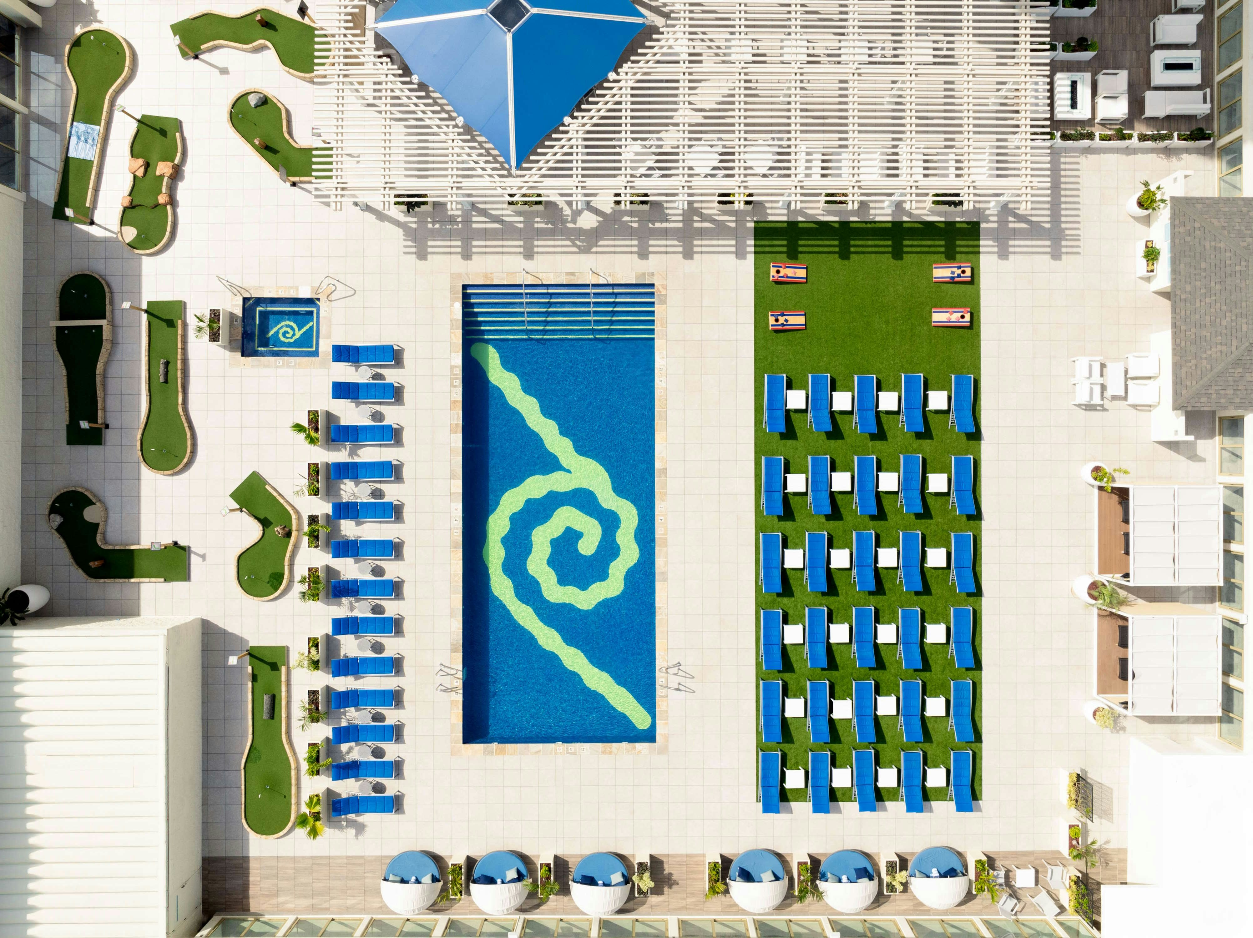 Hilton Waikiki Beach Resort & Spa 2/50