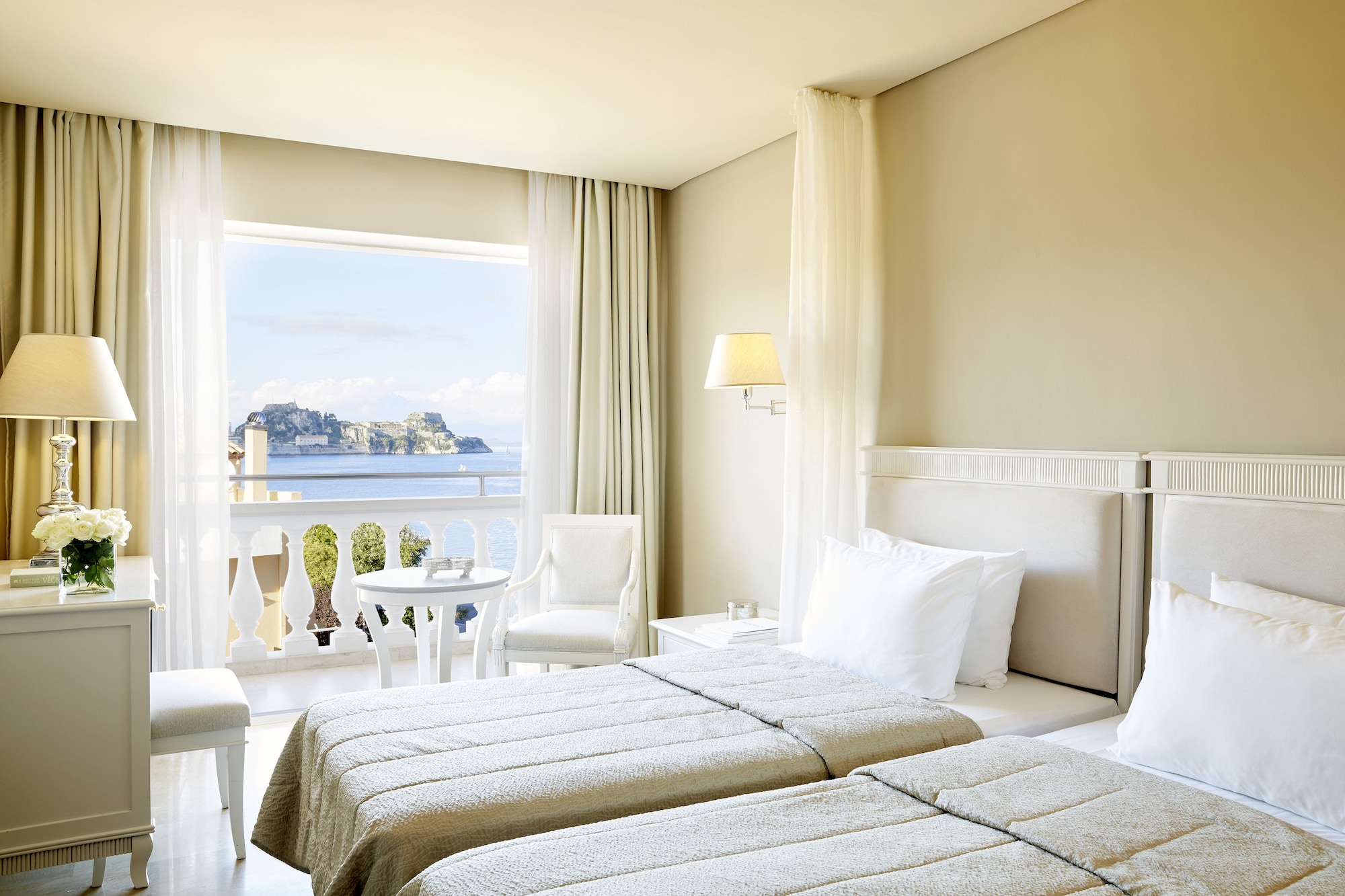 DELUXE, SEA VIEW