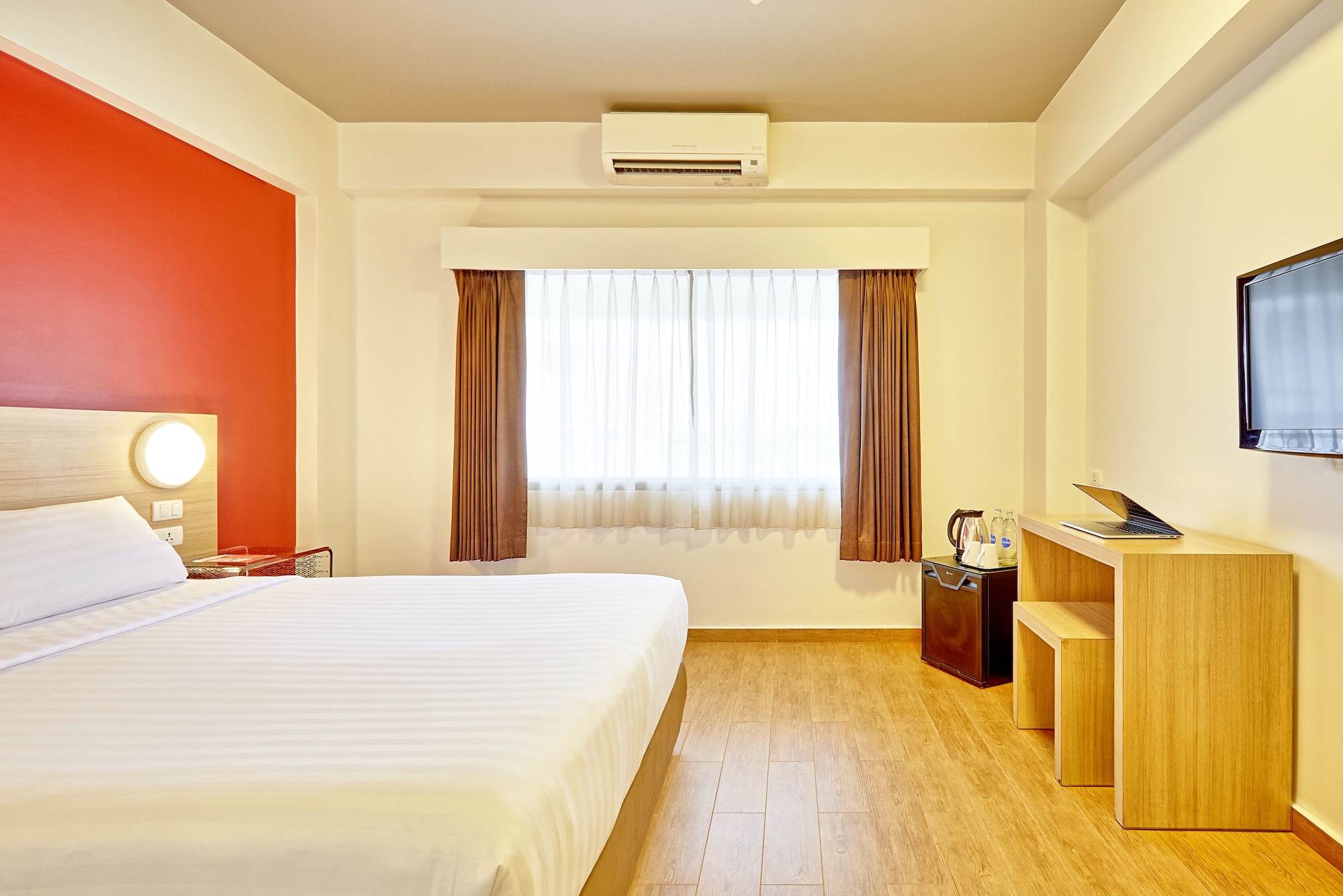 SUPERIOR, DOUBLE BED
