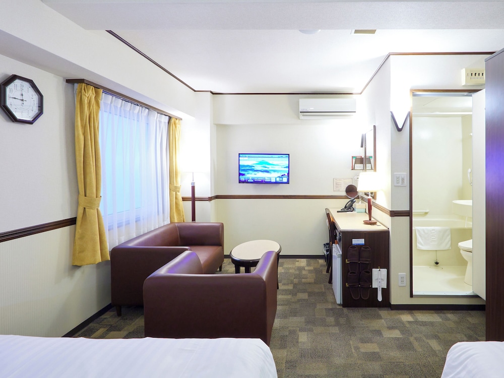 Toyoko Inn Tokyo Ueno Tawaramachi-eki 53/61