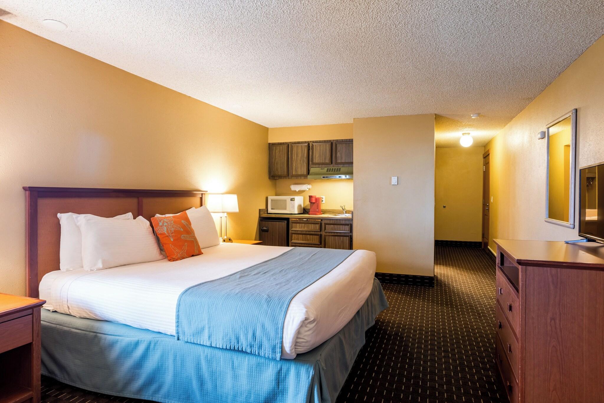 Room, King Bed, Ocean Front