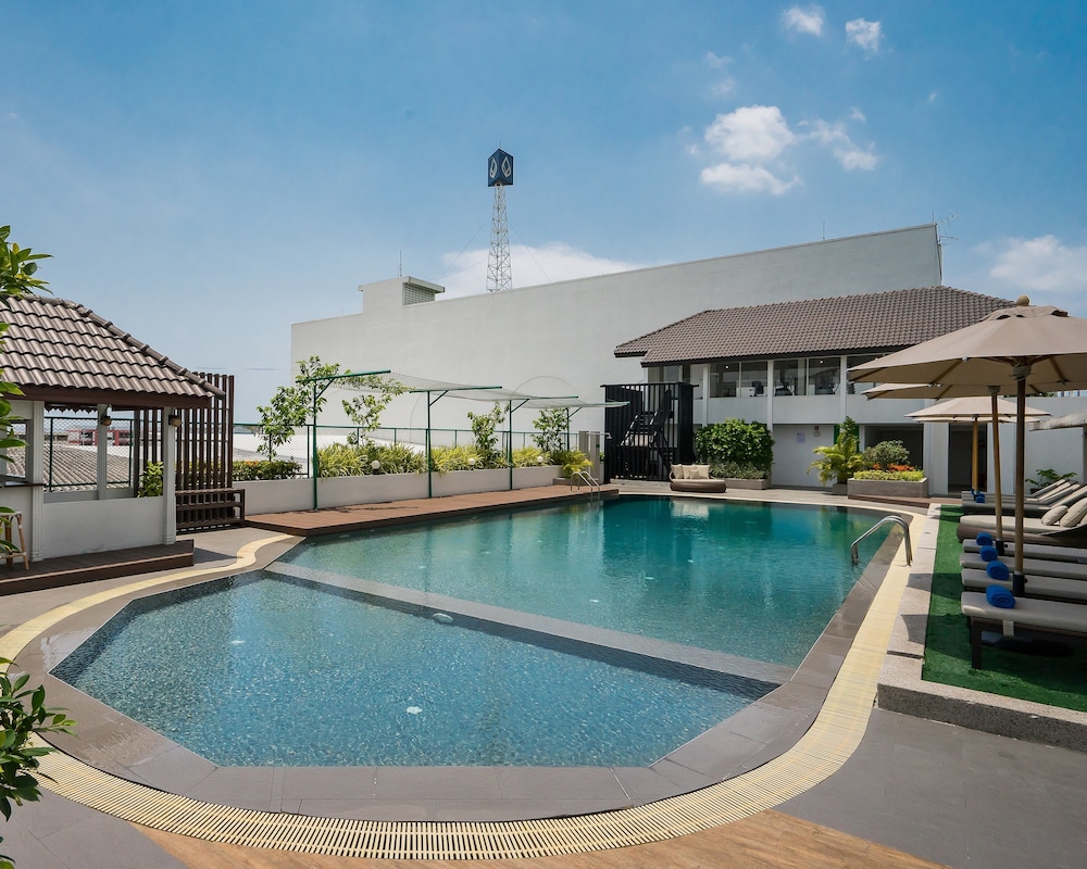 Rattanachol Hotel 6/50