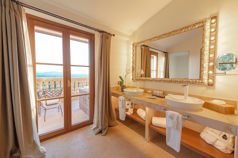 Hotel Creu de Tau Art and Spa - Adults Only 109/111