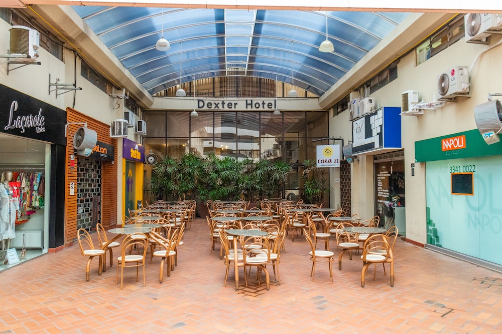 Dexter Hotel 33/54
