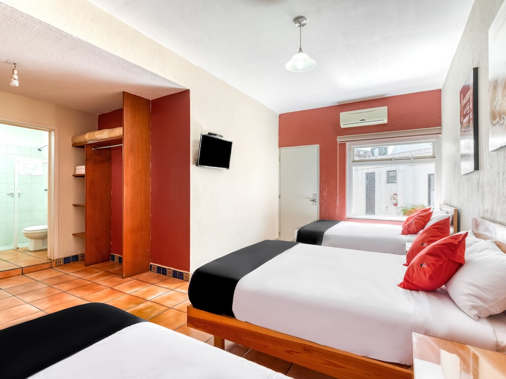 Hotel Arana 11/42