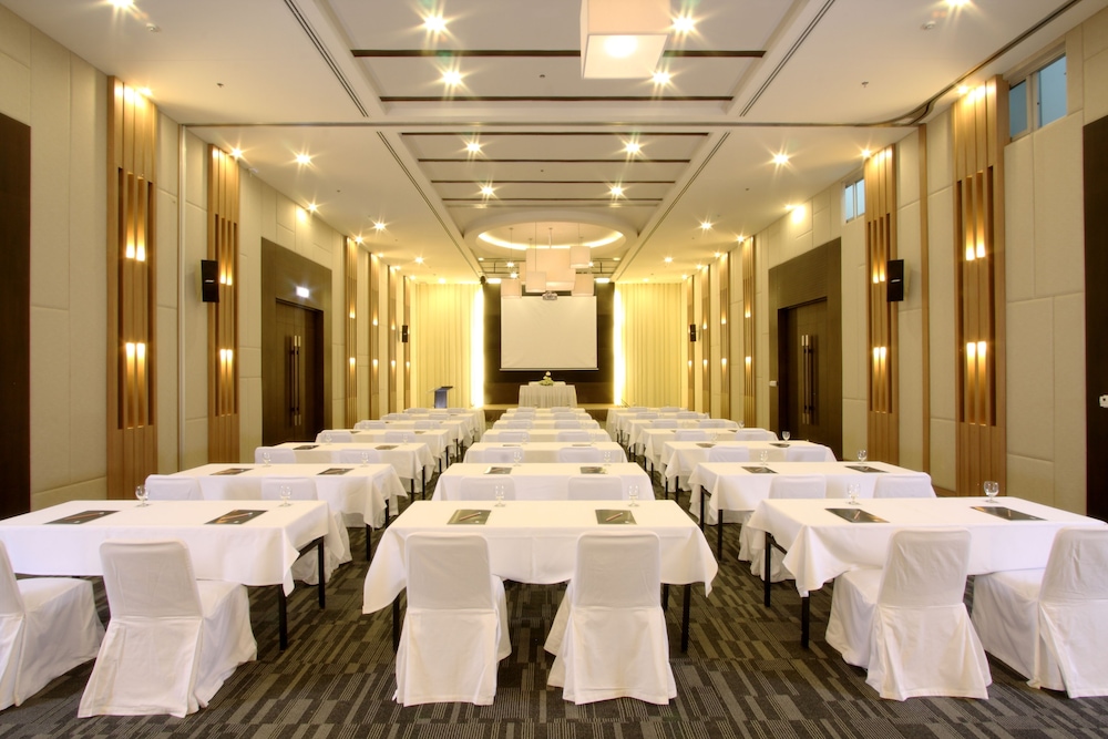 Kantary Beach Hotel 38/49