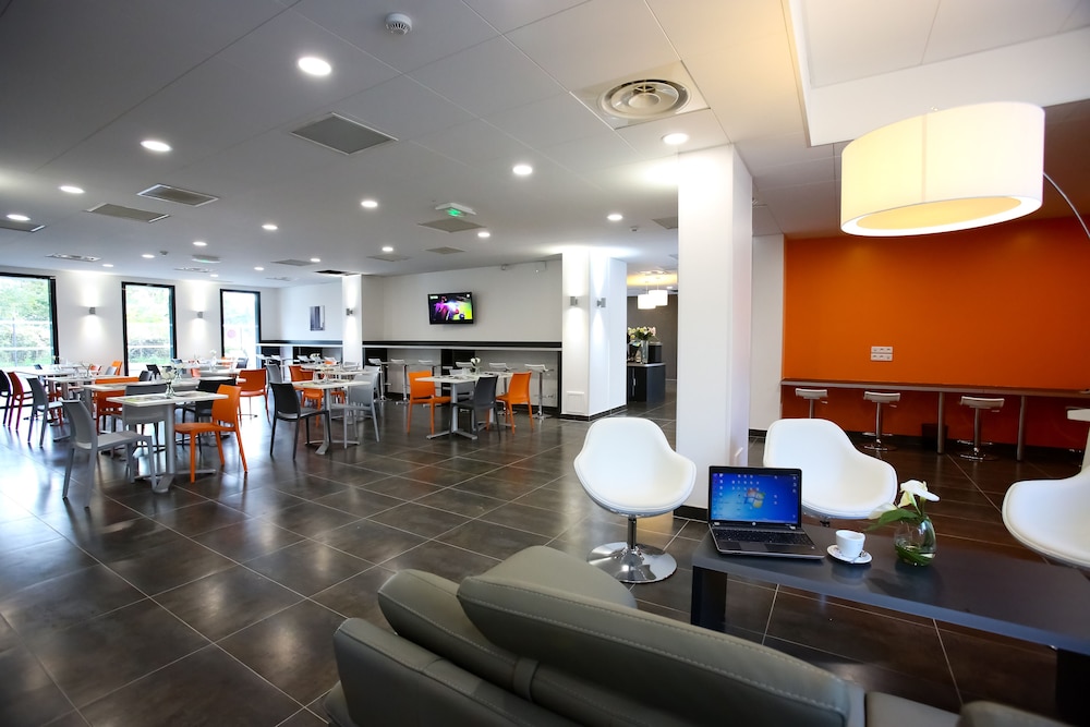 All Suites Appart Hôtel Orly Rungis 46/55