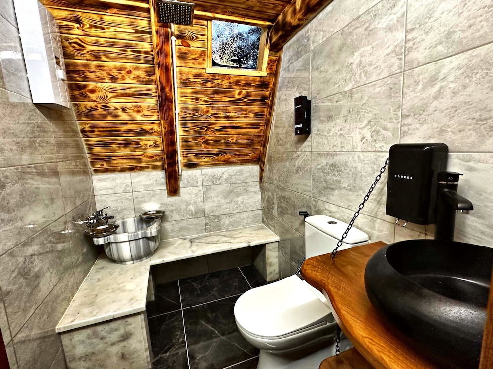 Tabiat Bungalows 50/50