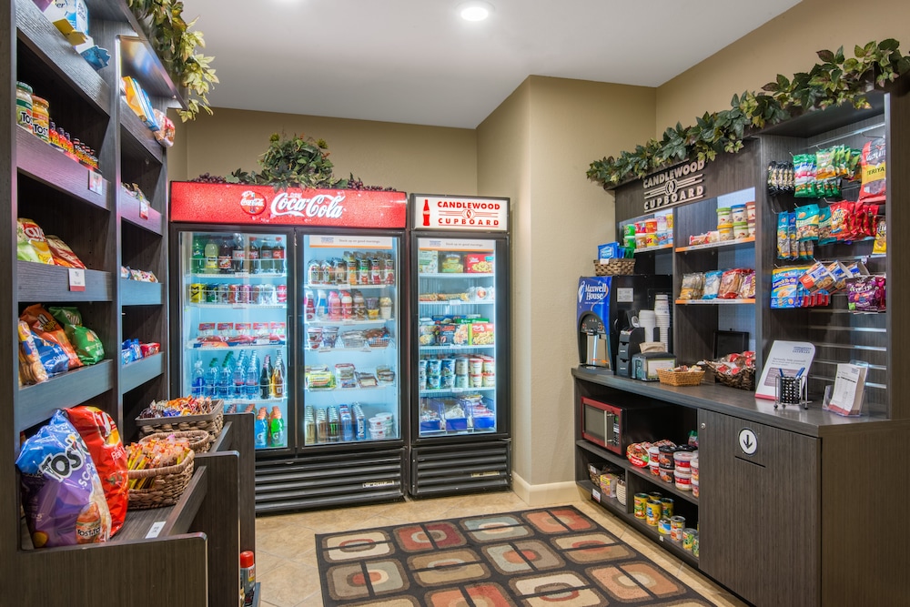 Candlewood Suites Jefferson City 30/52