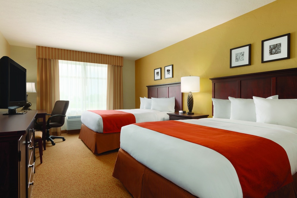 Spark by Hilton California Lexington Park 24/55