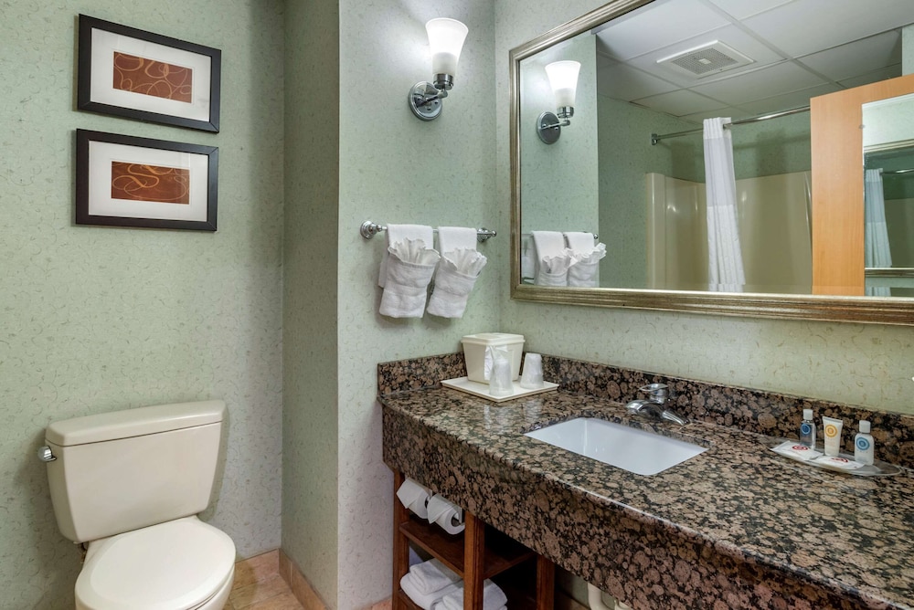 Comfort Suites Hagerstown Southeast 7/39