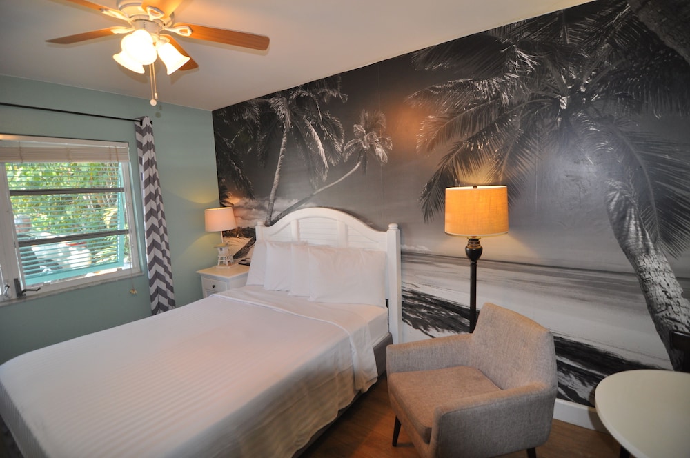 Lido Islander Inn And Suites 25/56