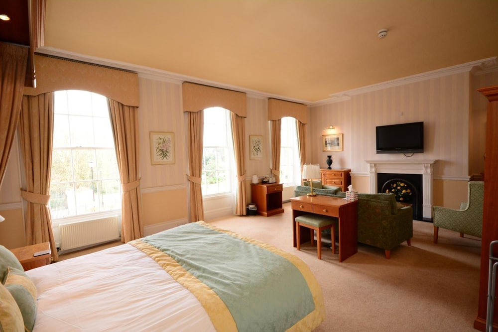 The Crescent Hotel 27/61