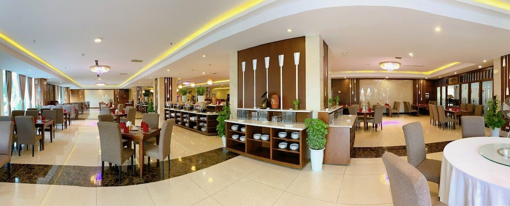 Muong Thanh Grand Quang Tri Hotel 38/50