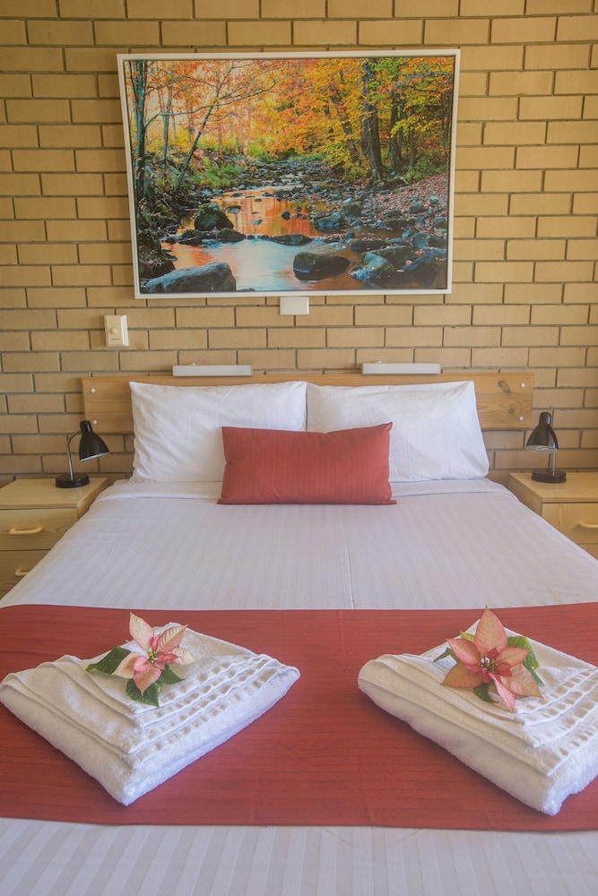 ILUKA MOTEL 18/56