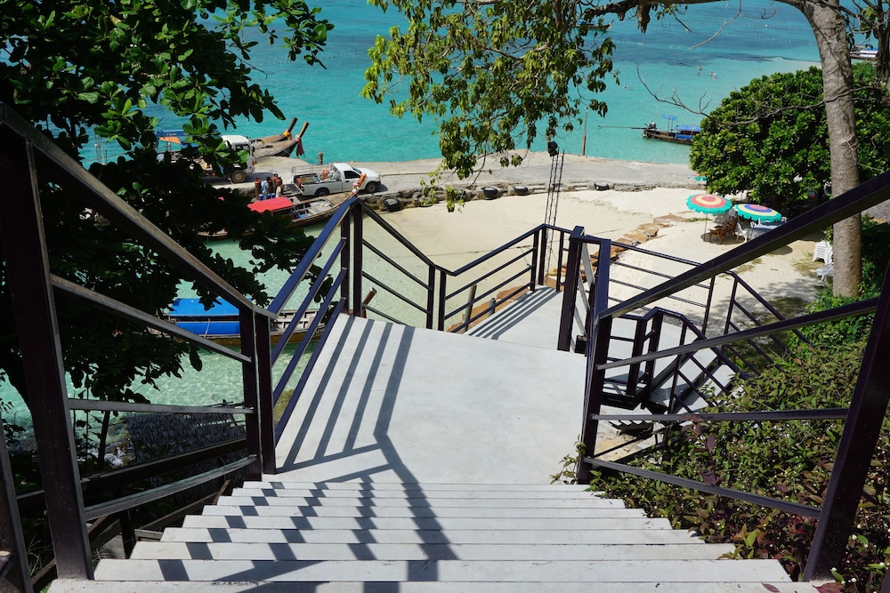 Hip Seaview Resort At Phi Phi 33/50