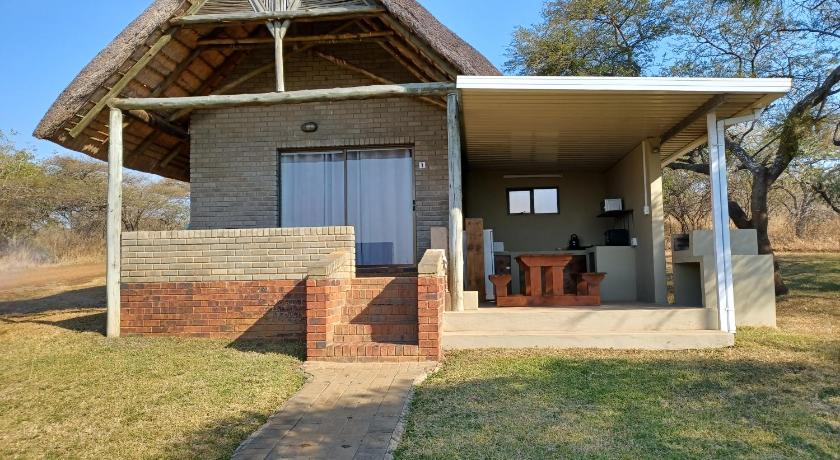 Umziki Chalets 6/47