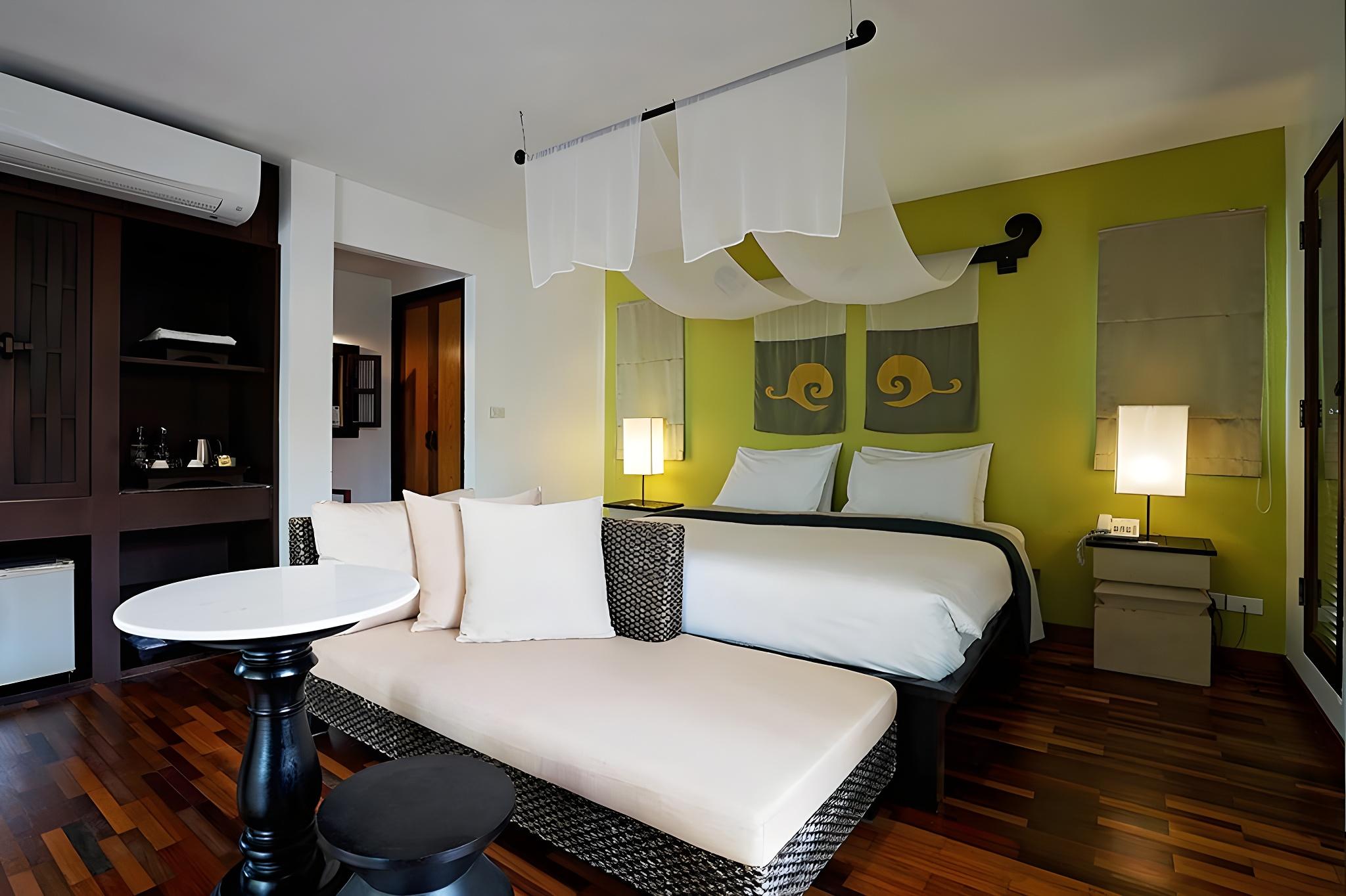 2 BEDROOMS, FAMILY, VILLA