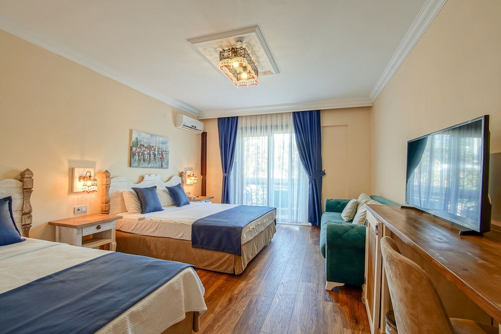 My Marina Select Hotel 4/21