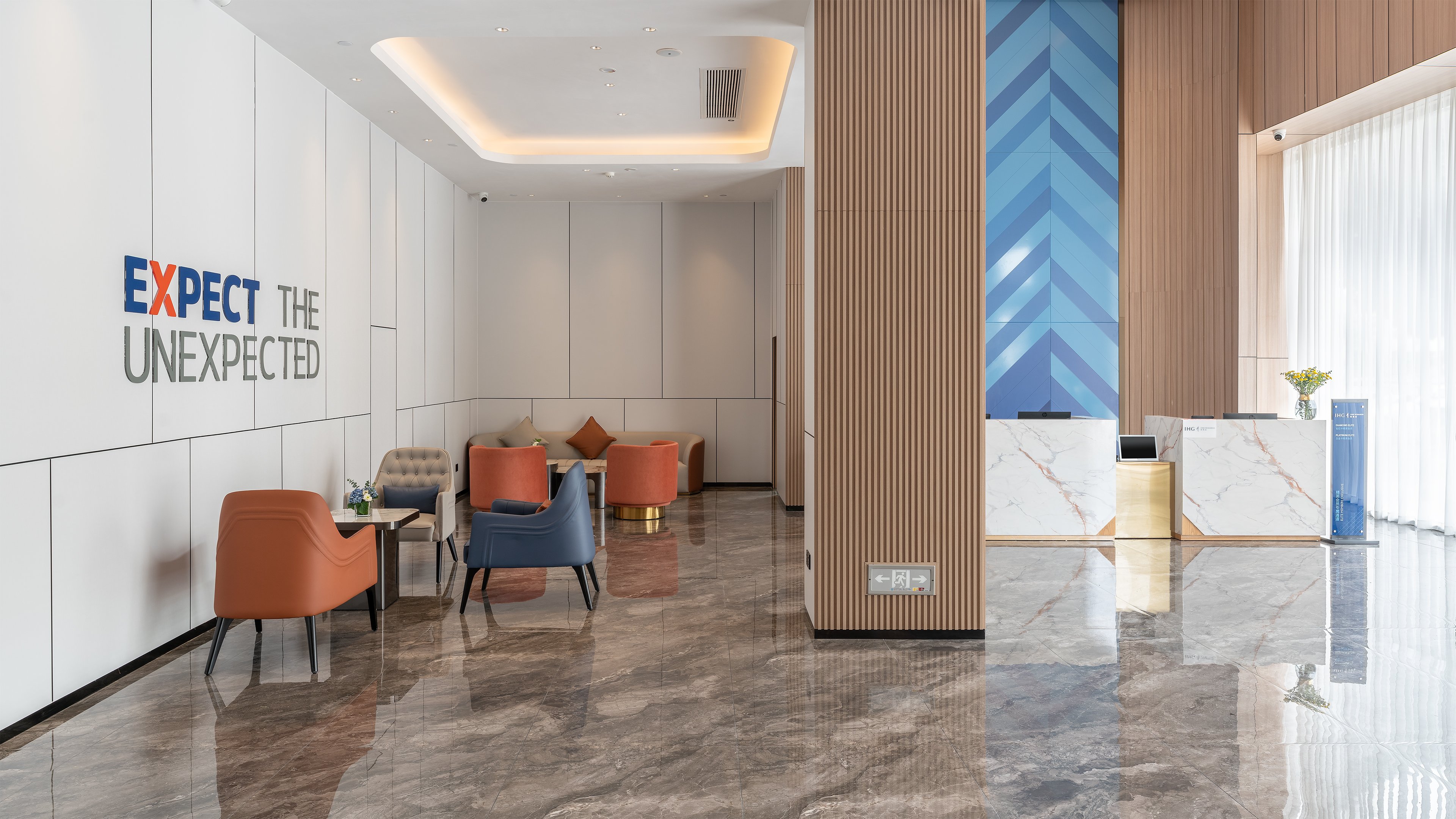 Holiday Inn Express Nanning Convention and Exhibition 24/24
