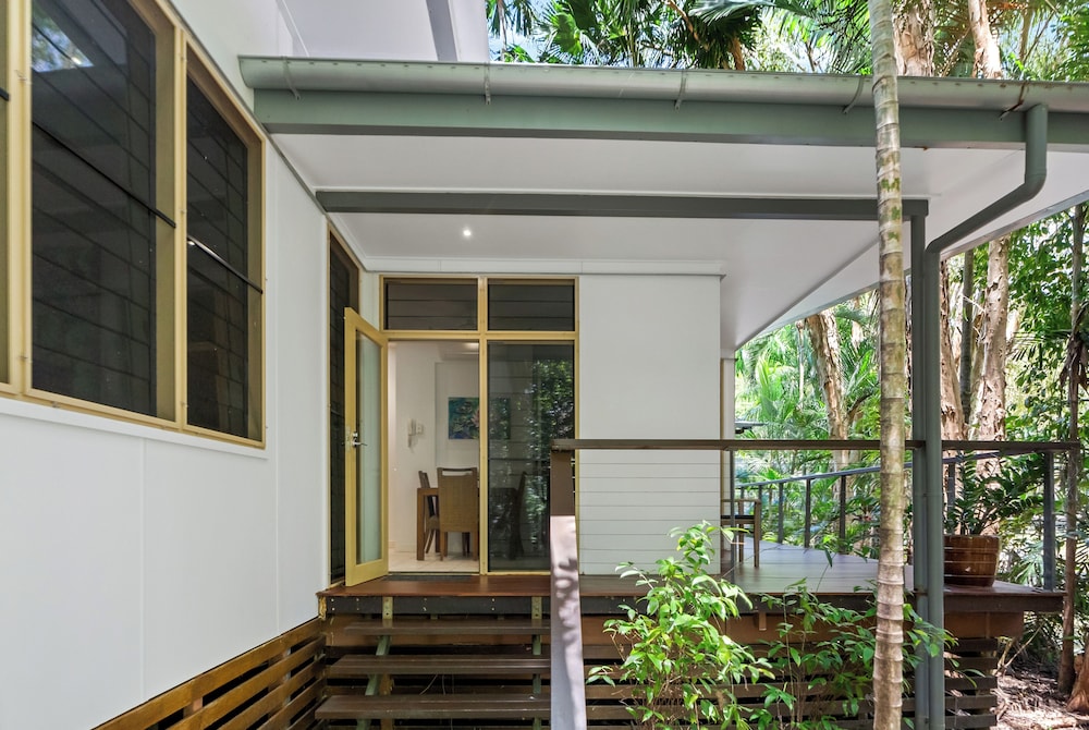 SANCTUARY PALM COVE 1/50
