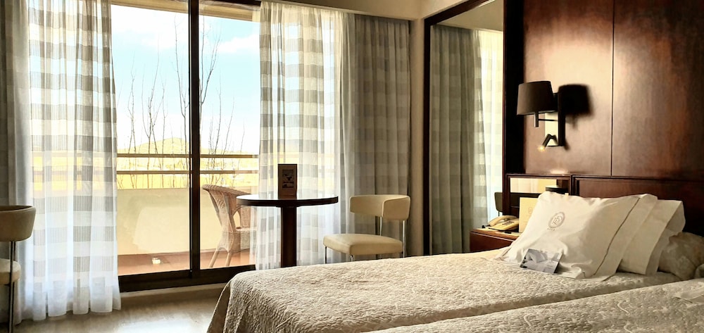 SUPERIOR, DOUBLE BED