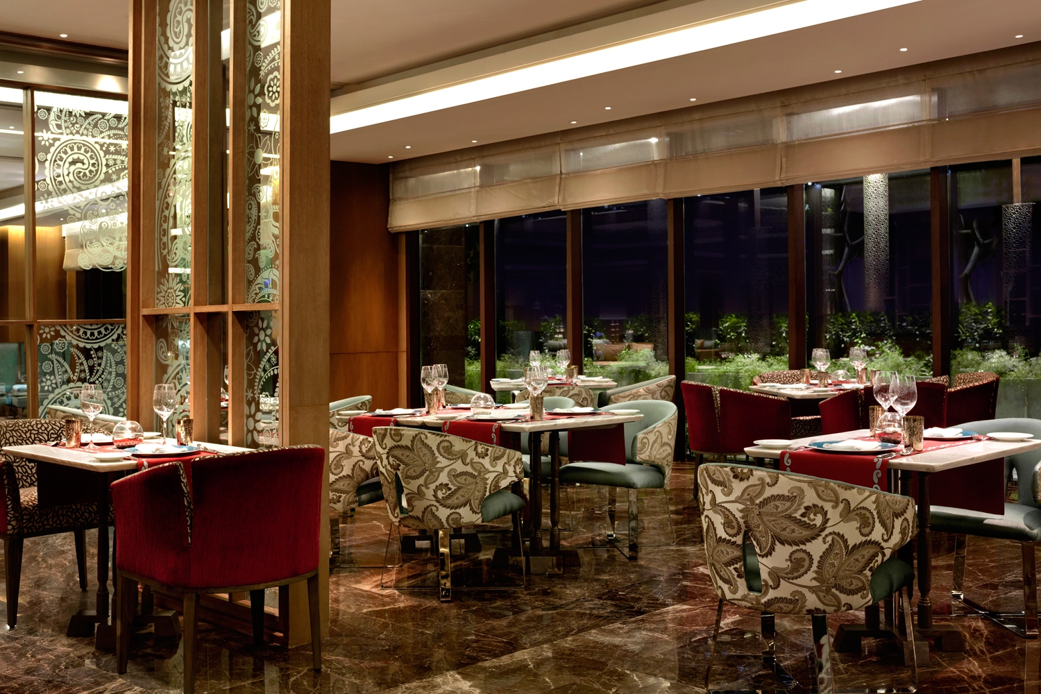 The Leela Ambience Convention Hotel Delhi 47/63