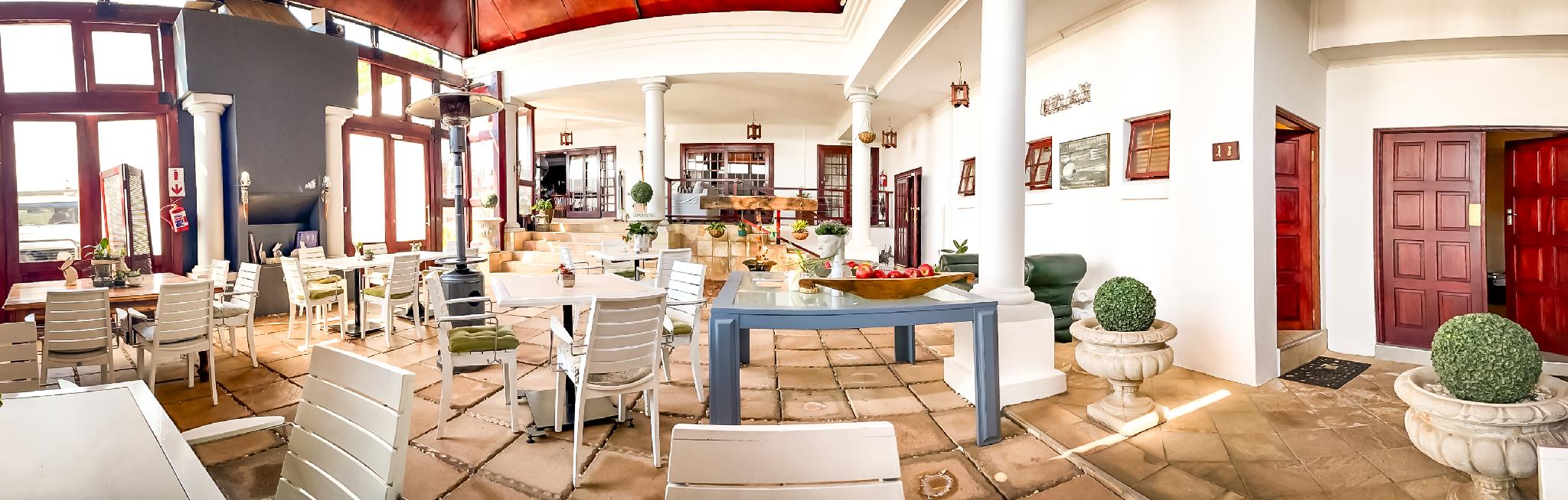 Spacube Luxury Suites and Spa 11/19