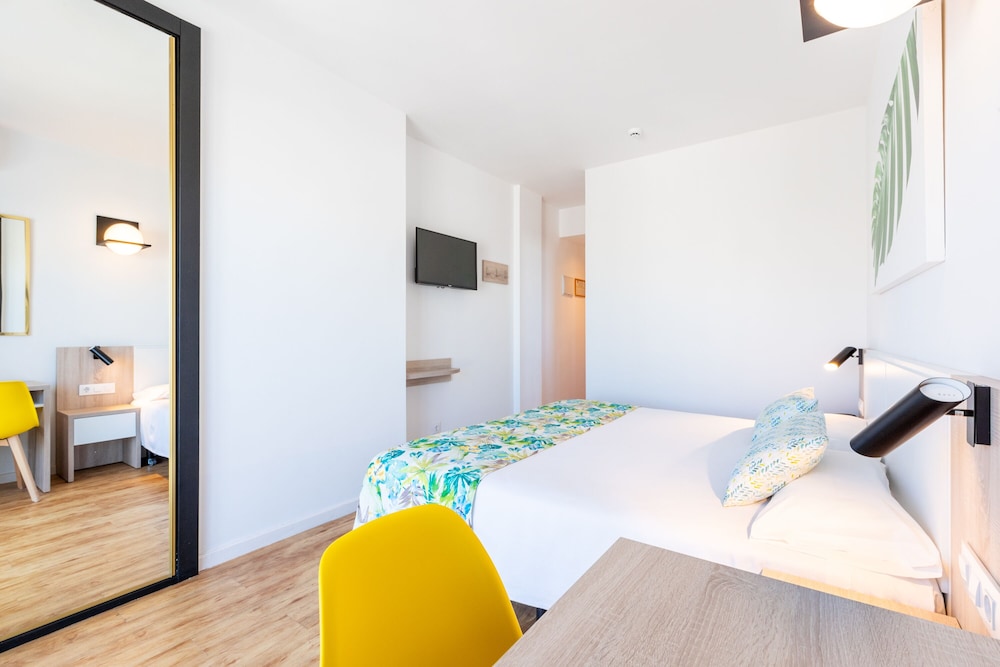 Hotel San Fermin by Dorobe 32/67
