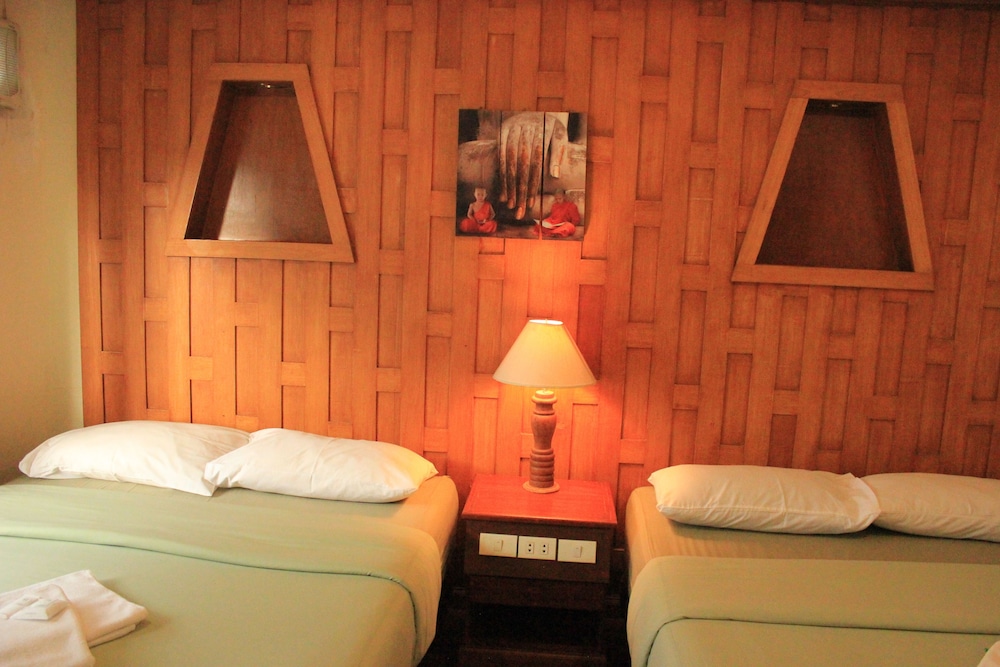 New Road Guest House 21/34