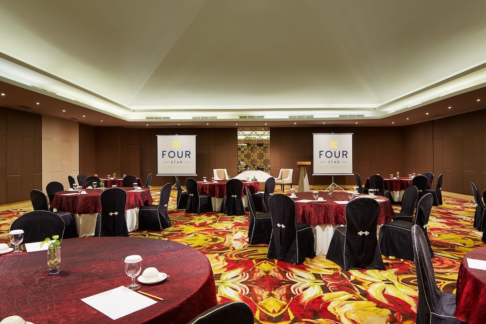 Four Star by Trans Hotel 37/50