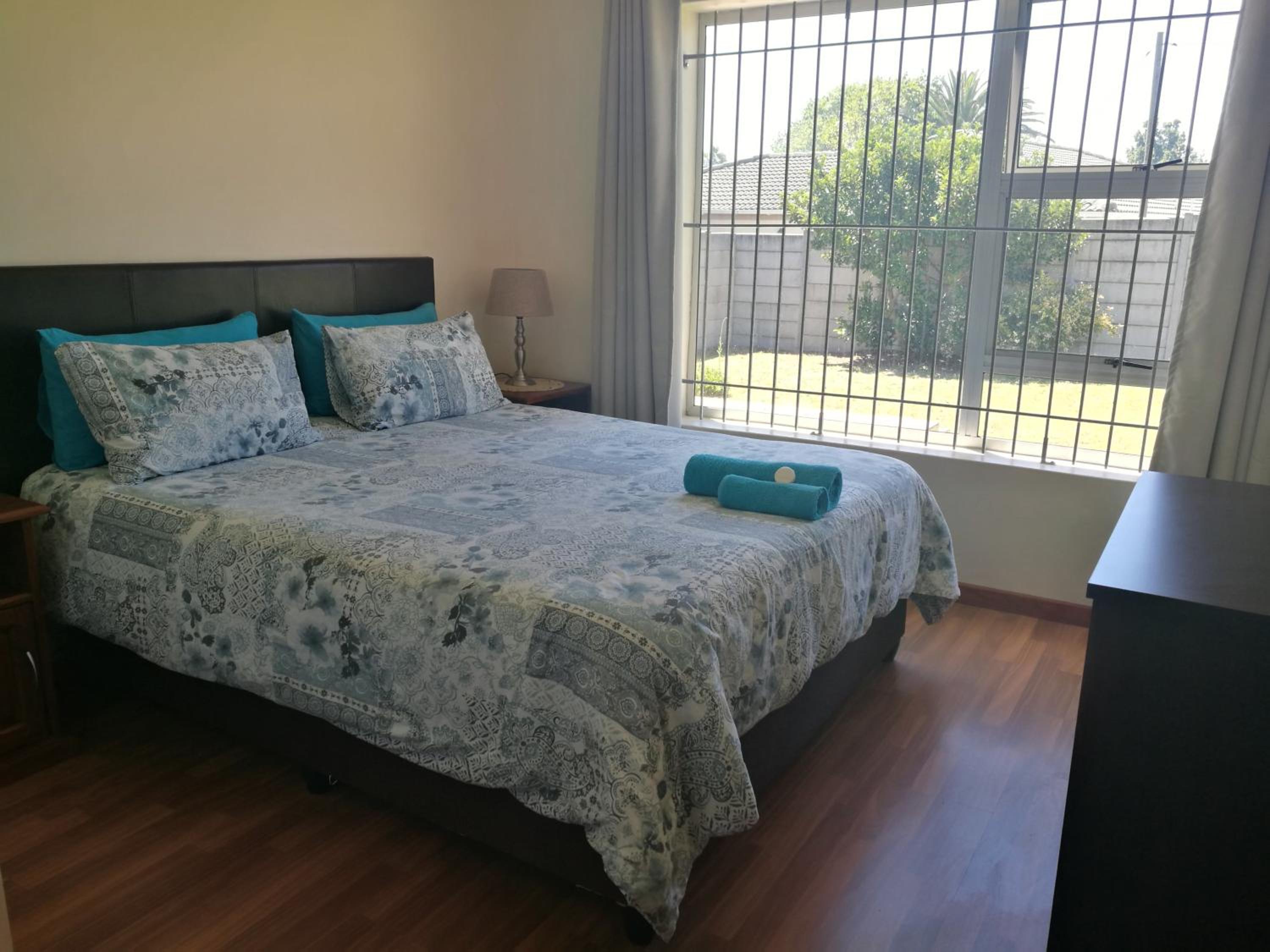 Getaway Self-Catering Tygervalley 4/13