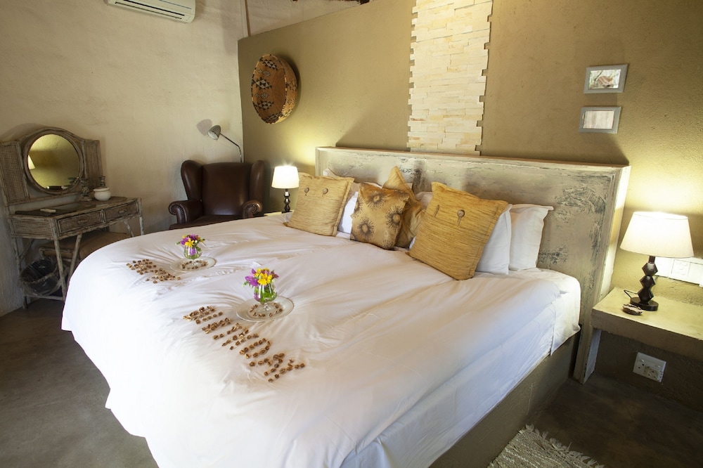 Mziki Safari Lodge 34/76