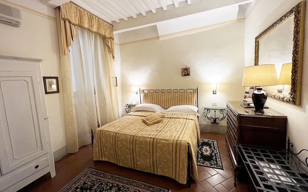 Piccolo Hotel Cortona 15/48