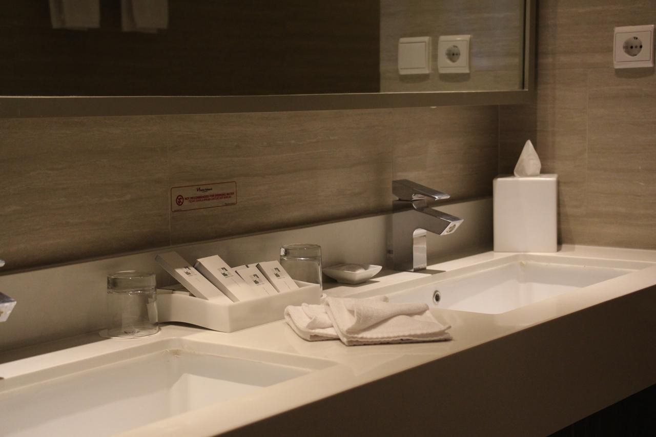 Swiss-Belhotel Cirebon 47/48
